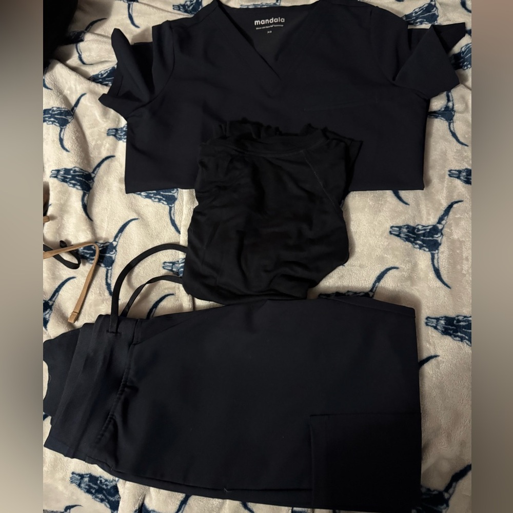 Mandala scrubs